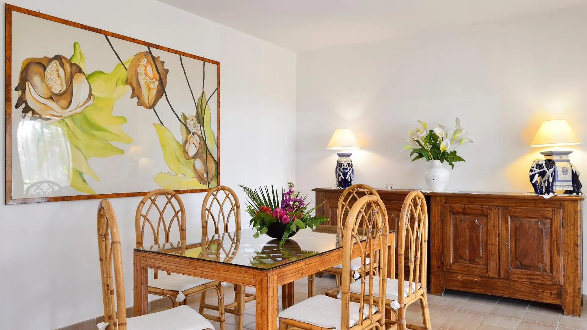 Villa Mimosa Fox E Sali-monte Agumu 0*,  İtalya